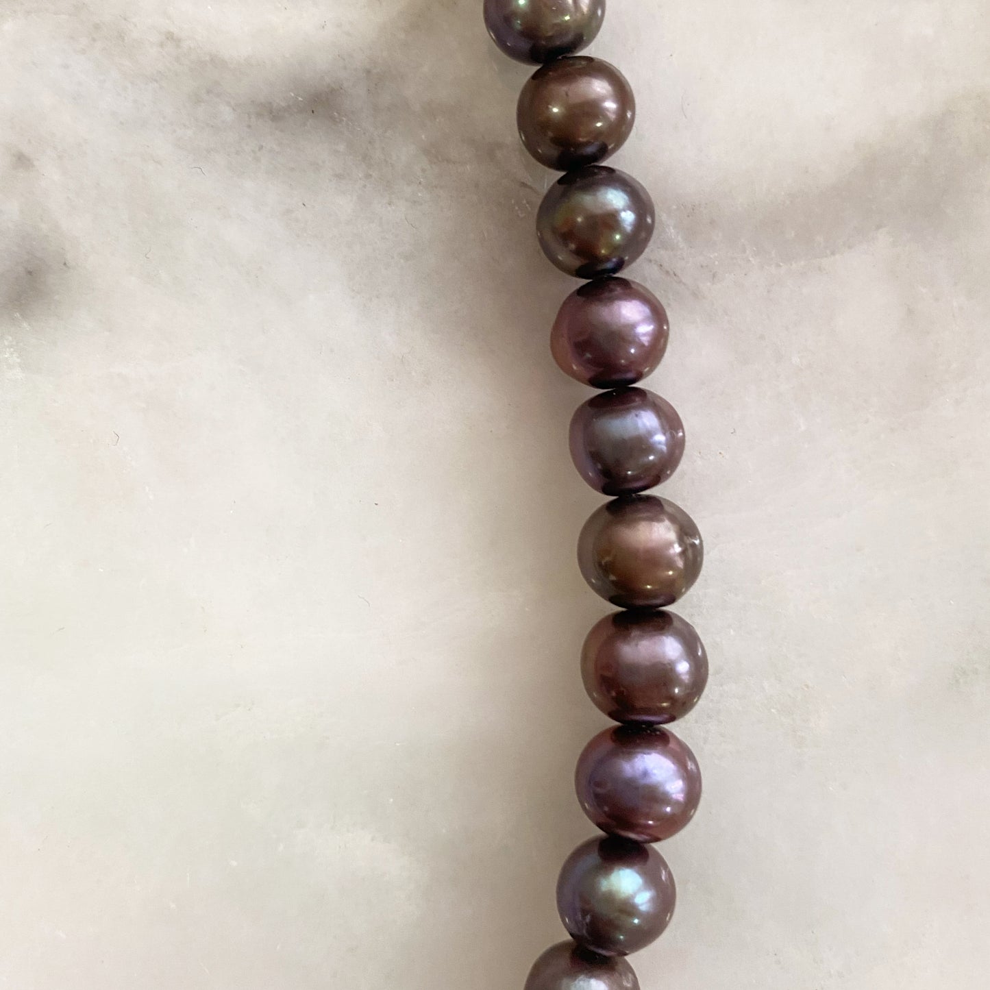 Peacock Pearl Necklace with Detail